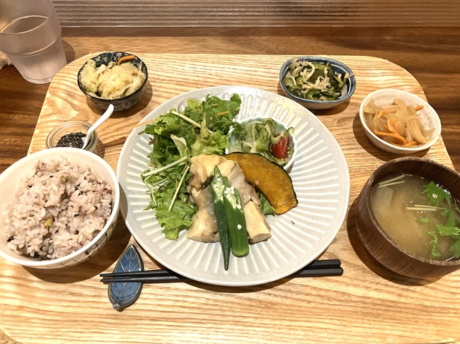 アプサラカフェの日替わりランチ