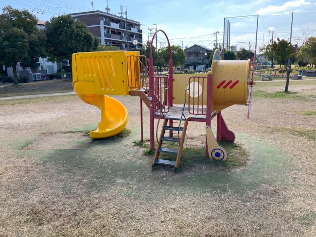 ふれあい緑地の幼児向け遊具